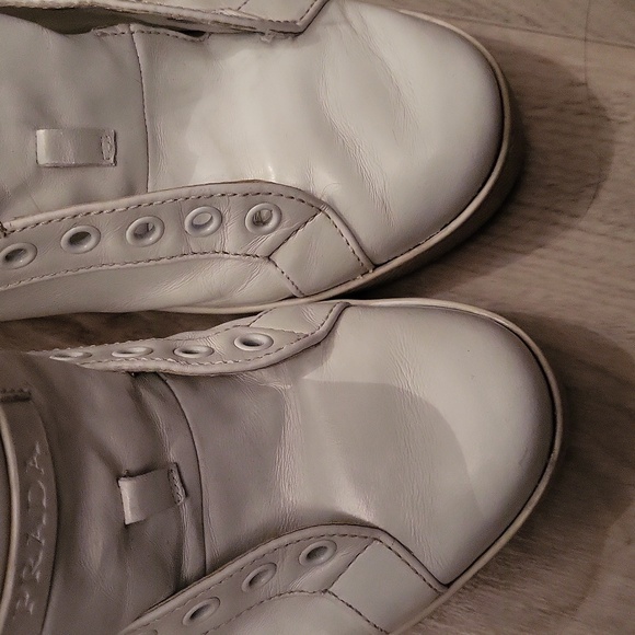 White prada leather shoes size 37.5 ladies - Picture 6 of 8
